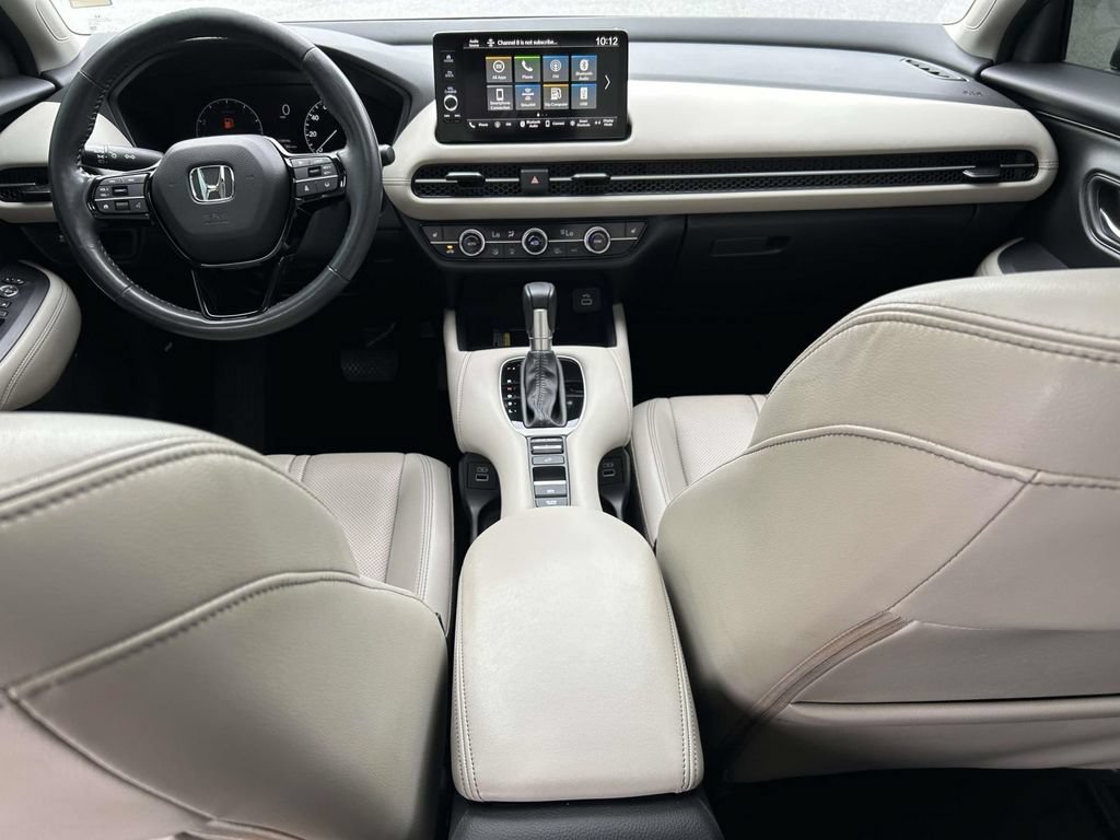 Used 2023 Honda HR-V EX-L image 12