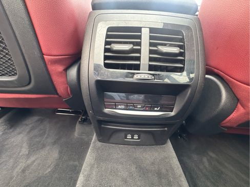 Used 2023 BMW X3 xDrive30i w/ Convenience Package w/ZPA AWD/4WD image 21