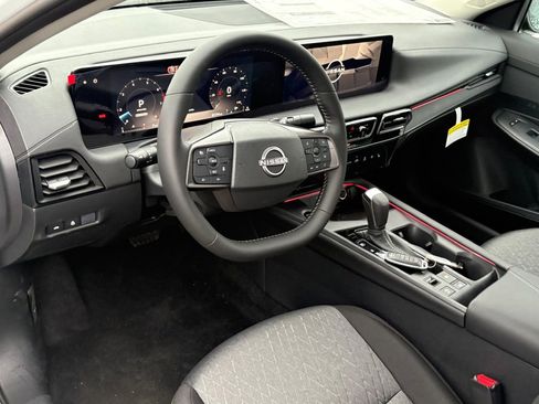 New 2026 Nissan Sentra SV image 12