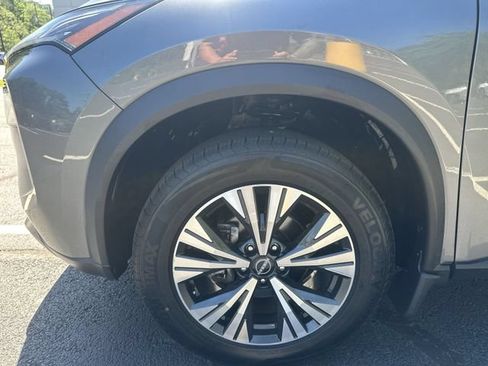 Used 2023 Nissan Rogue SV w/ SV Premium B Package AWD/4WD image 21