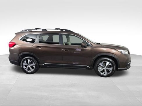 Used 2019 Subaru Ascent Premium image 8
