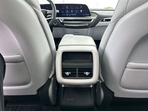 Used 2024 Cadillac Lyriq Sport w/ LPO, Floor Liner Package AWD/4WD image 24