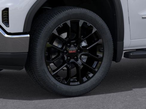 New 2026 GMC Sierra 1500 SLT image 10