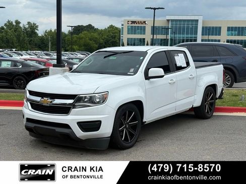 Used 2020 Chevrolet Colorado LT RWD image 3