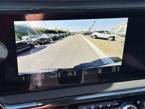 Used 2025 GMC Sierra 2500 AT4 w/ AT4 Premium Plus Package image 33