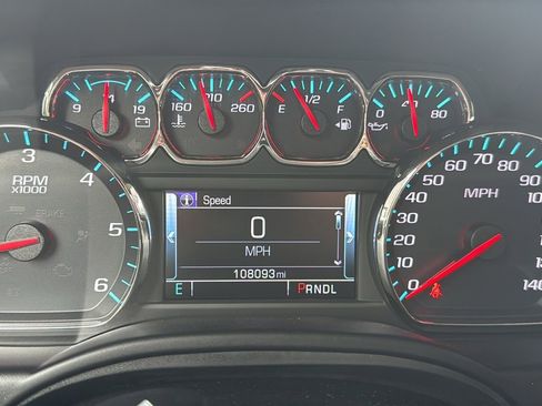 Used 2018 Chevrolet Tahoe LT AWD/4WD image 24