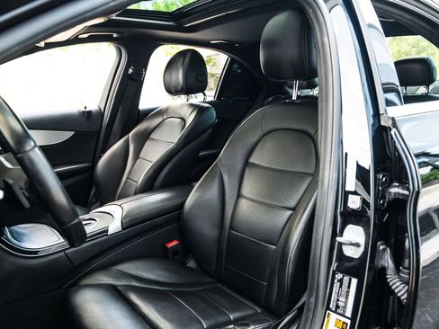 Used 2019 Mercedes-Benz C 300 Sedan w/ Premium Package image 13