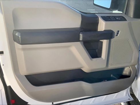 Used 2017 Ford F150 XL w/ Equipment Group 101A Mid RWD image 22