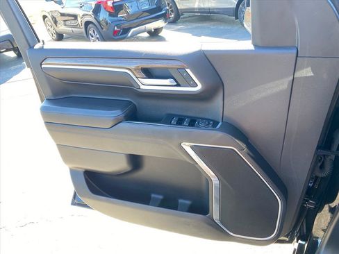 Used 2022 Chevrolet Silverado 1500 RST w/ Max Trailering Package AWD/4WD image 23
