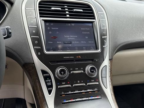 Used 2019 Lincoln Nautilus Reserve AWD/4WD image 35