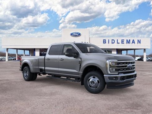 New 2026 Ford F350 XLT w/ XLT Premium Package AWD/4WD image 8