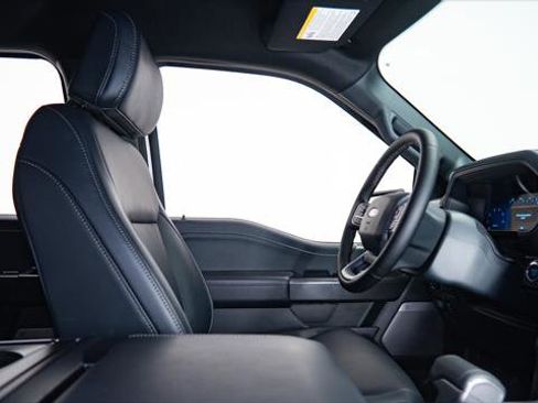 Used 2025 Ford F150 Lariat image 30