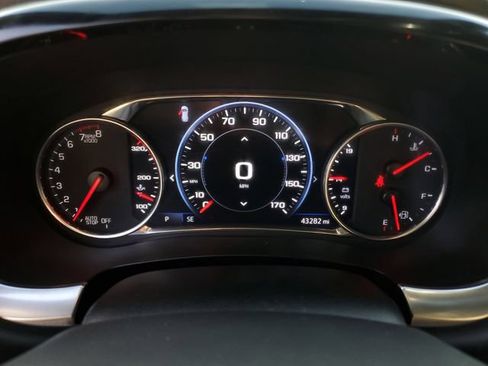 Used 2022 Chevrolet Traverse Premier FWD image 30
