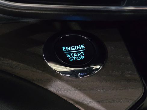 Used 2023 Ford Explorer Platinum w/ Technology Package image 25