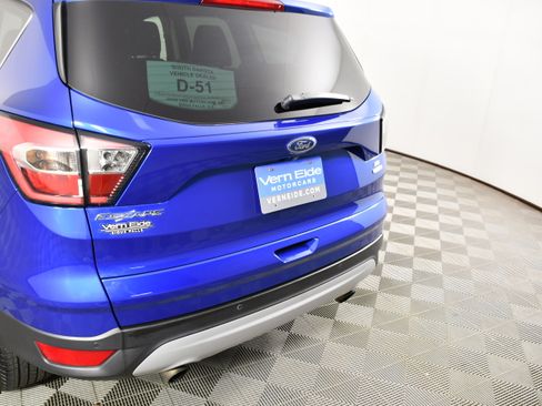 Used 2017 Ford Escape SE w/ Equipment Group 201A AWD/4WD image 15