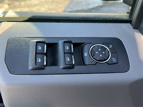 Used 2020 Ford F150 XLT w/ Equipment Group 302A Luxury image 16