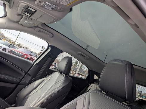 Used 2023 Ford Mustang Mach-E Premium image 12