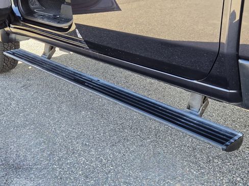 Used 2024 GMC Sierra 2500 Denali Ultimate image 13