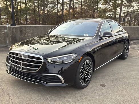New 2026 Mercedes-Benz S 580 4MATIC Sedan image 3