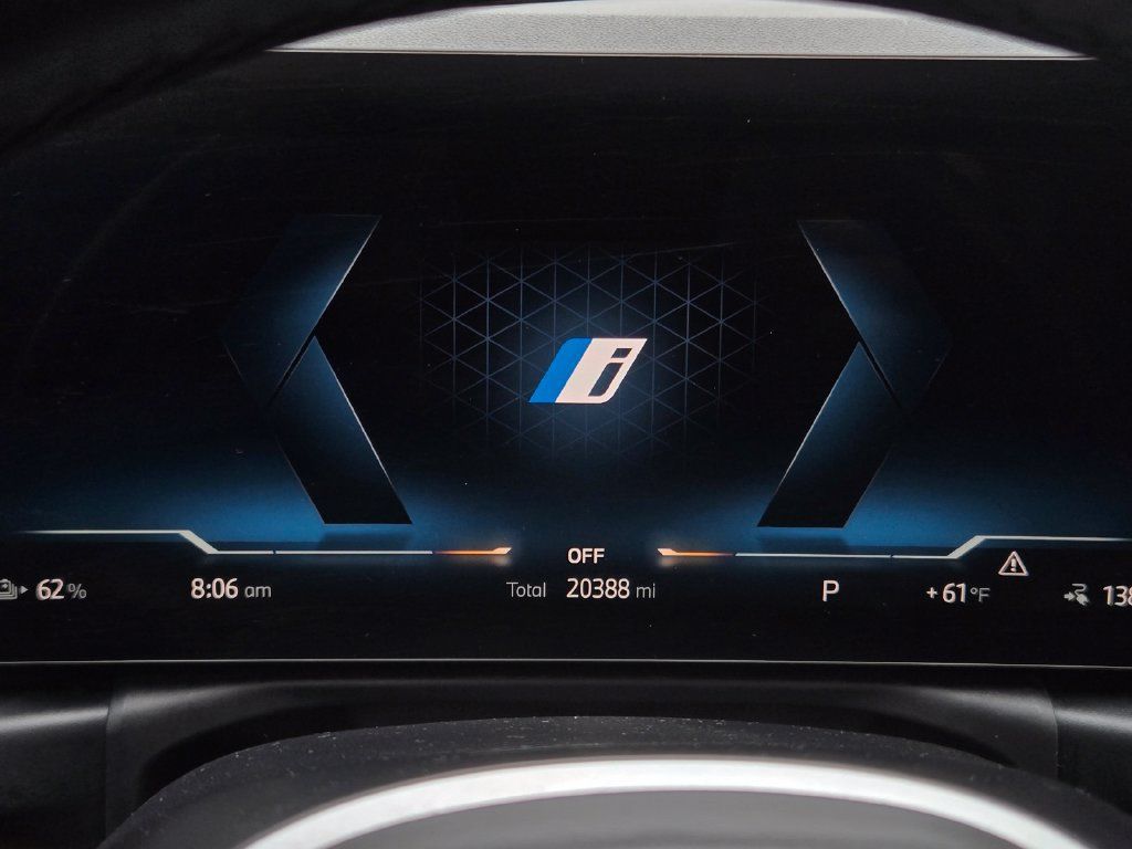 Used 2023 BMW i4 eDrive40 w/ M Sport Package RWD image 36