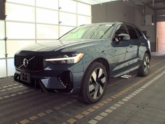 Used 2024 Volvo XC60 T8 Plus AWD/4WD image 1