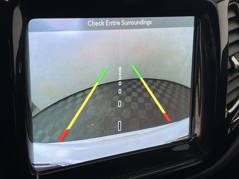 Used 2018 Jeep Compass Latitude w/ Popular Equipment Group image 29