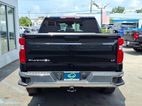 Used 2023 Chevrolet Silverado 1500 LT AWD/4WD image 5