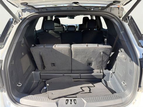 Certified 2025 Ford Explorer ST-Line w/ ST-Line Street Pack image 18