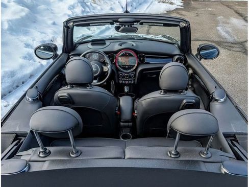 Used 2023 MINI Cooper John Cooper Works w/ Driver Assistance Package FWD image 5