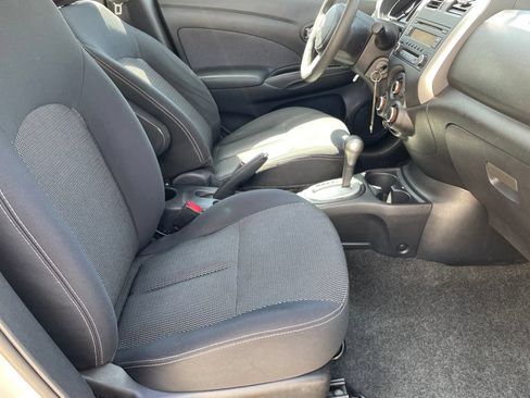 Used 2014 Nissan Versa SV w/ Convenience Package FWD image 25