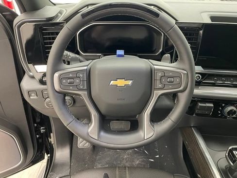 New 2026 Chevrolet Silverado 1500 High Country w/ High Country Premium Package AWD/4WD image 12