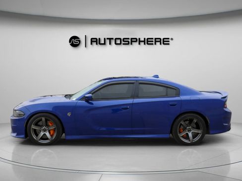 Used 2019 Dodge Charger SRT Hellcat w/ Navigation & Travel Group image 5