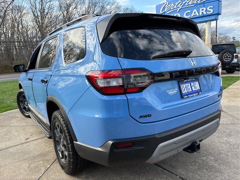 Certified 2023 Honda Pilot TrailSport image 33