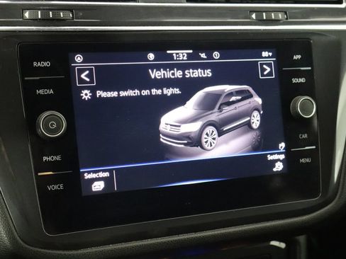 Used 2023 Volkswagen Tiguan SE FWD image 32
