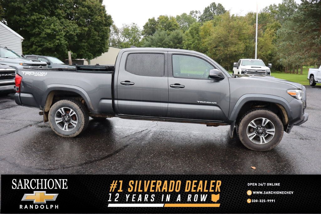 Used 2017 Toyota Tacoma TRD Sport w/ Premium & Technology Package AWD/4WD image 1