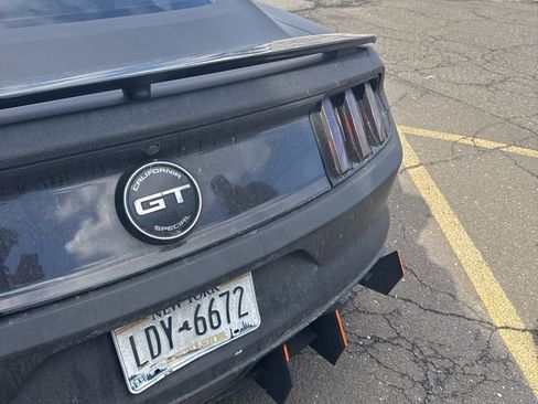 Used 2017 Ford Mustang GT Premium w/ Enhanced Security Package image 7