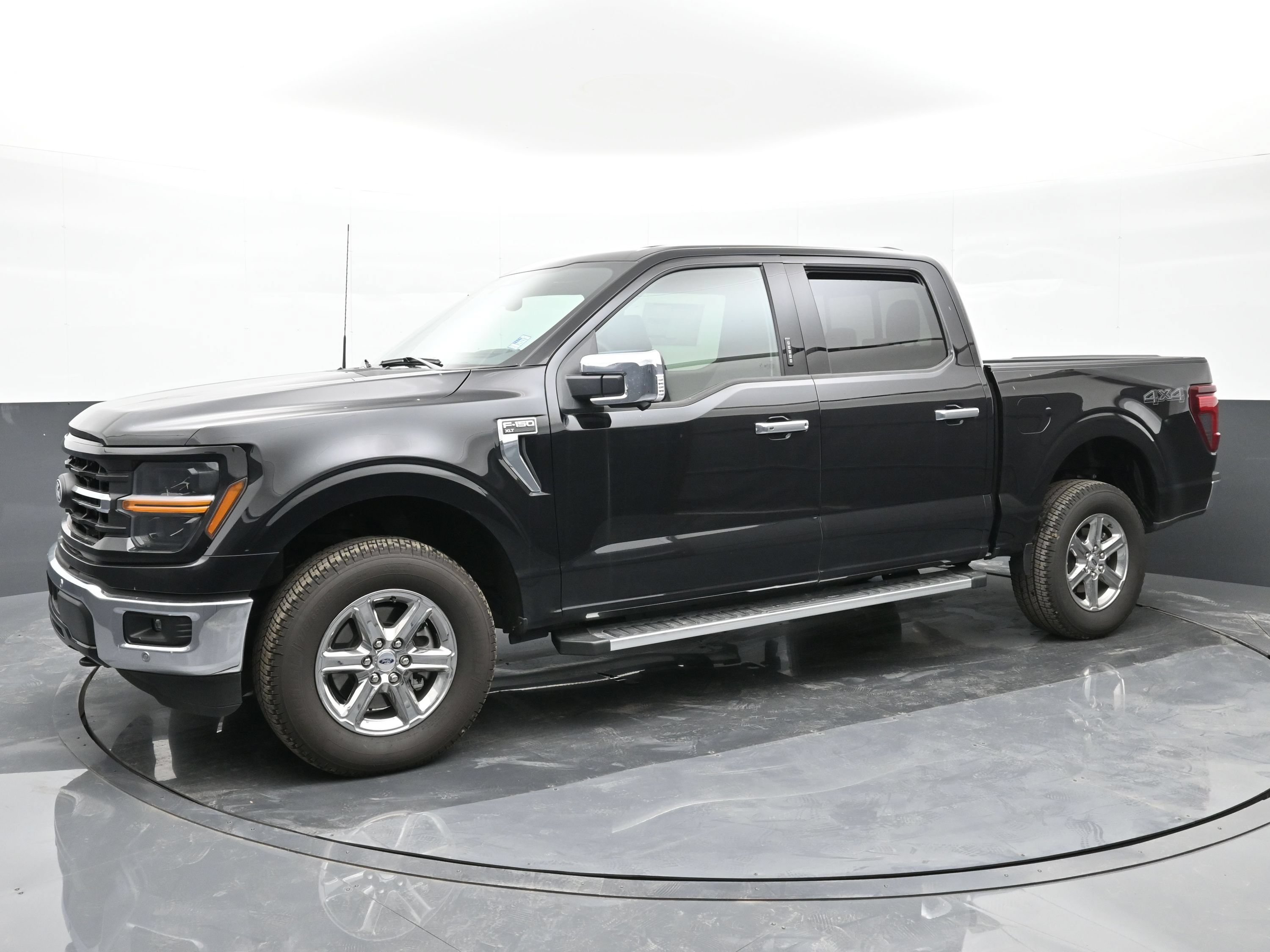 Used 2024 Ford F150 XLT w/ Equipment Group 302A MID AWD/4WD image 4