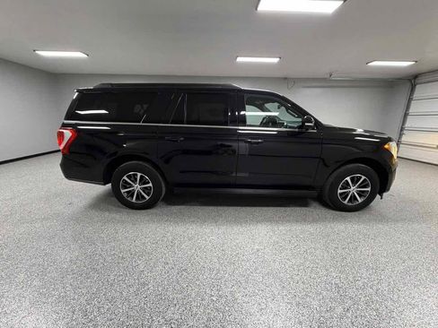 Used 2019 Ford Expedition Max XLT w/ Equipment Group 201A AWD/4WD image 2
