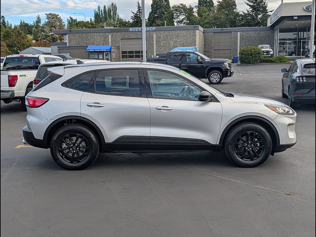 Certified 2020 Ford Escape SE Sport AWD/4WD image 5