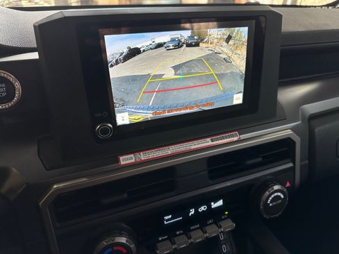Used 2025 Toyota 4Runner SR5 RWD image 22