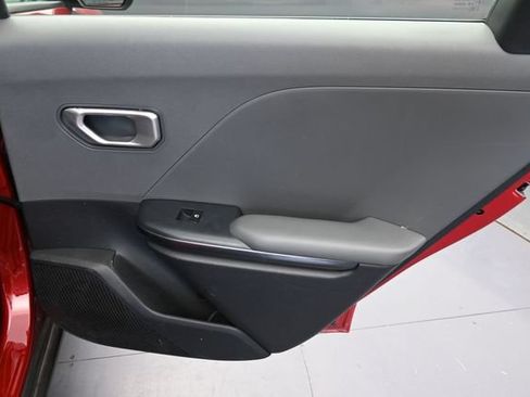 Used 2025 Kia K4 FWD image 30
