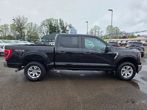 Used 2023 Ford F150 XLT image 5