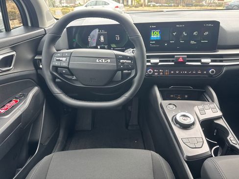 New 2026 Kia Sportage LX image 23