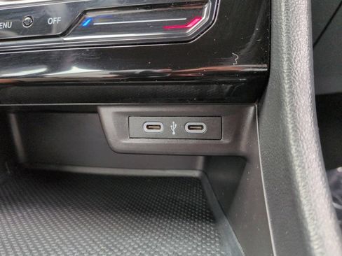 Used 2025 Volkswagen Jetta Sport FWD image 24