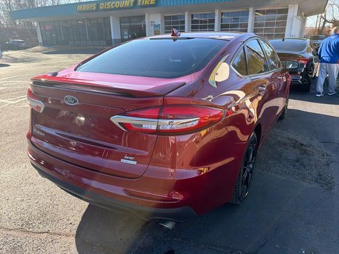 Used 2019 Ford Fusion SE w/ Equipment Group 151A image 7