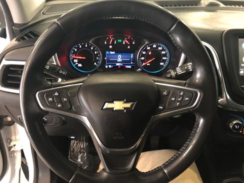 Used 2019 Chevrolet Equinox LT image 19