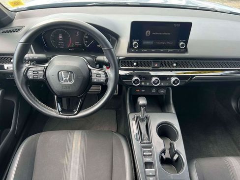 Used 2024 Honda Civic Sport image 16
