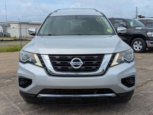 Used 2018 Nissan Pathfinder S FWD image 9