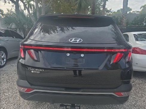 Used 2022 Hyundai Tucson SEL w/ Convenience + Premium Package image 4