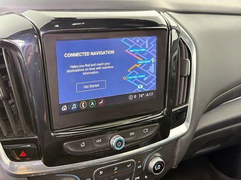 Used 2022 Chevrolet Traverse LT w/ LT Premium Package AWD/4WD image 18